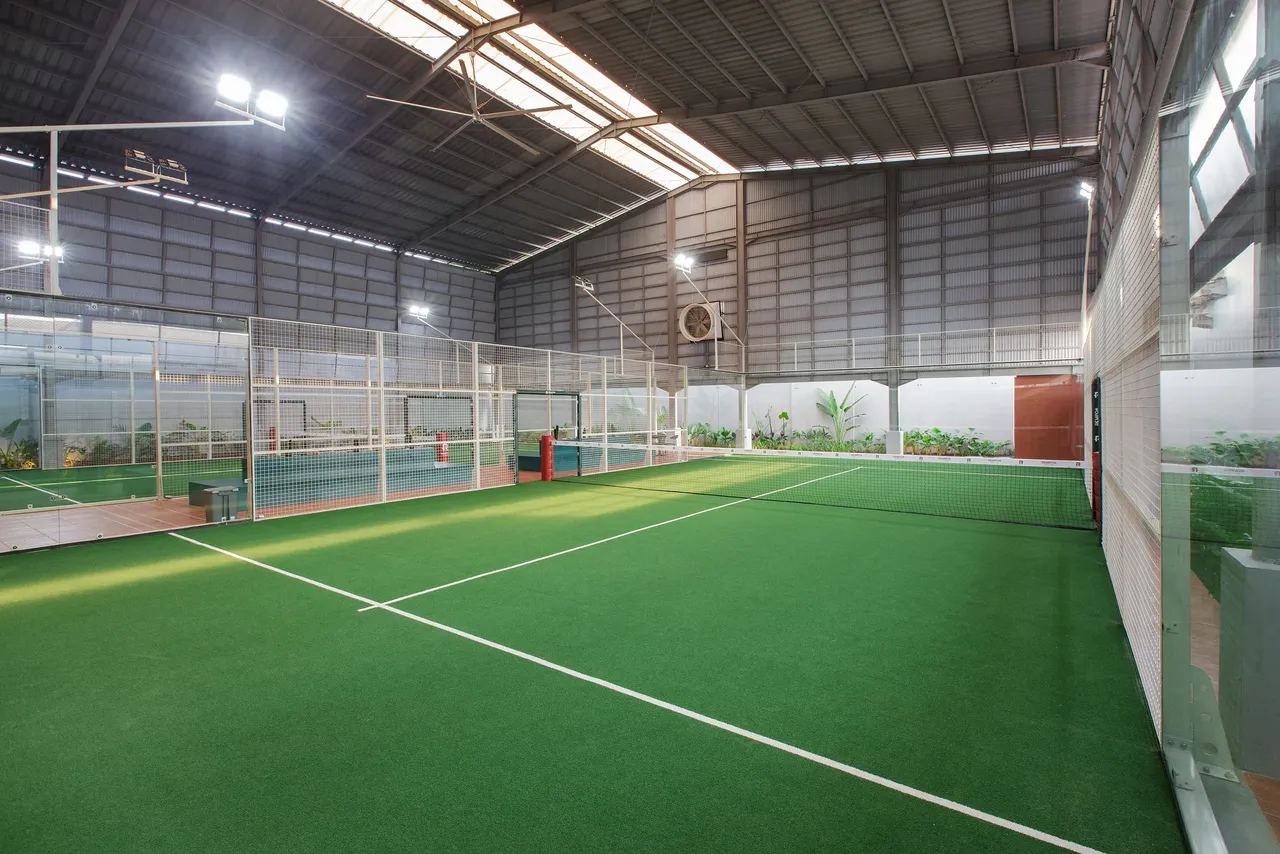 Rempoa Padel — The courts
